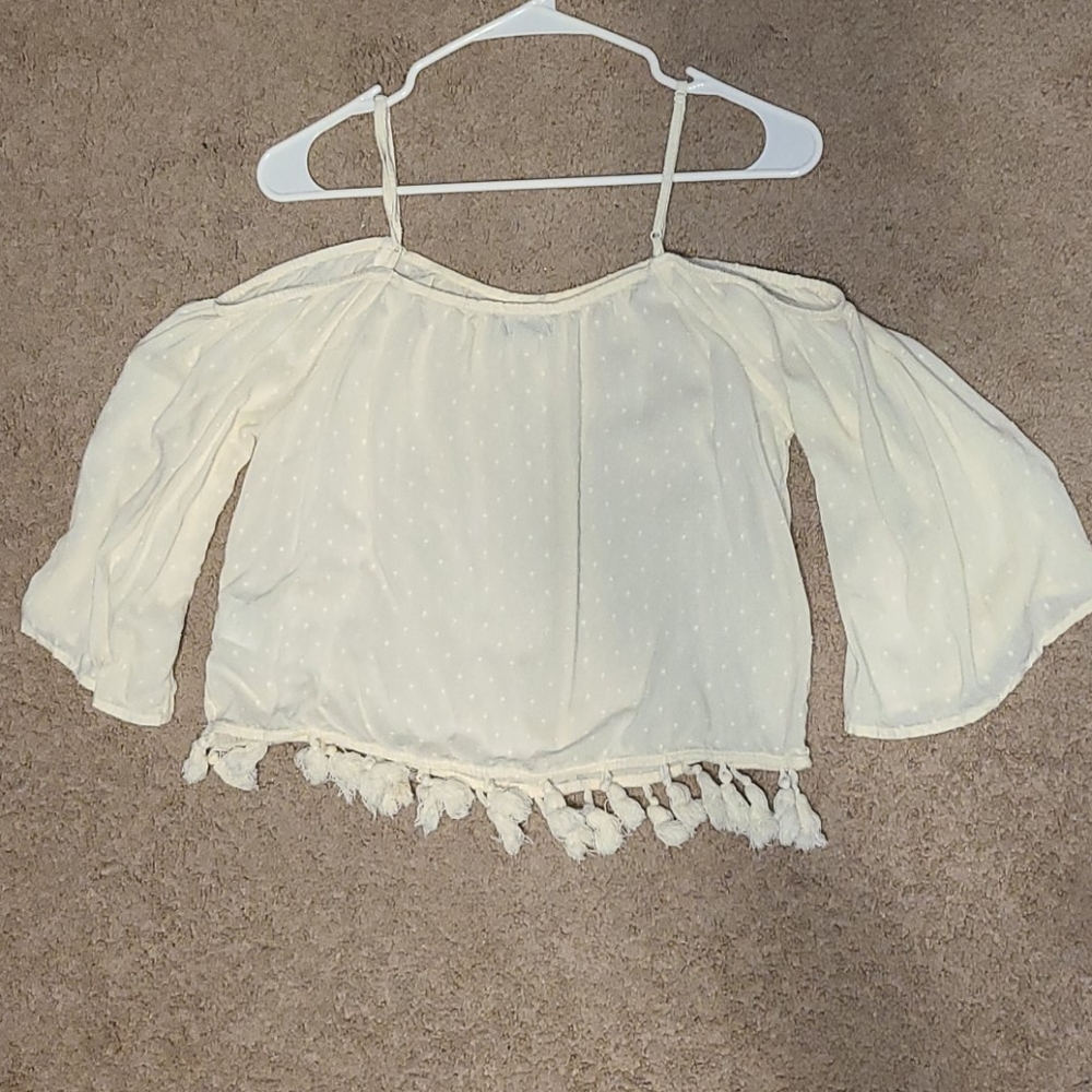 American Eagle Off-the-shoulder dotted blouse